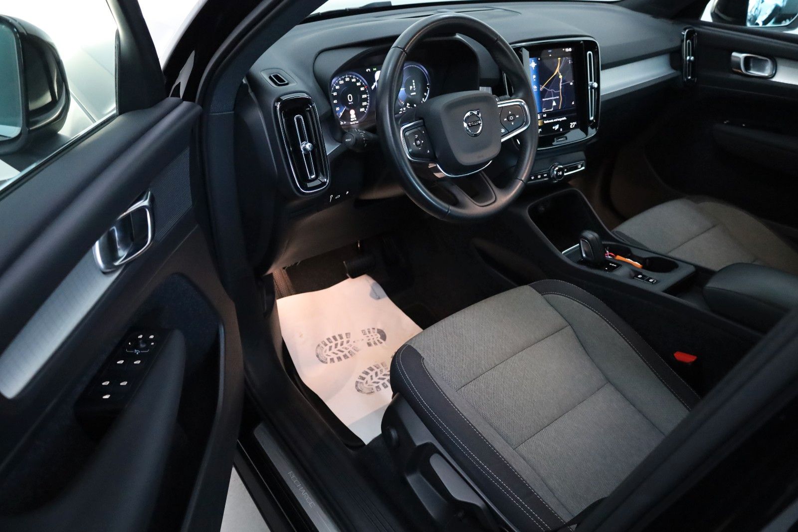 Fahrzeugabbildung Volvo XC40 Inscription Expr. Navi,LED,Apple CarPlay