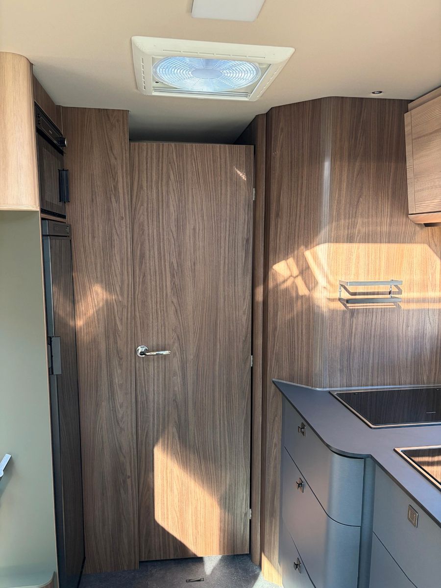 Fahrzeugabbildung Eura Mobil Integra Line 726 EF GT