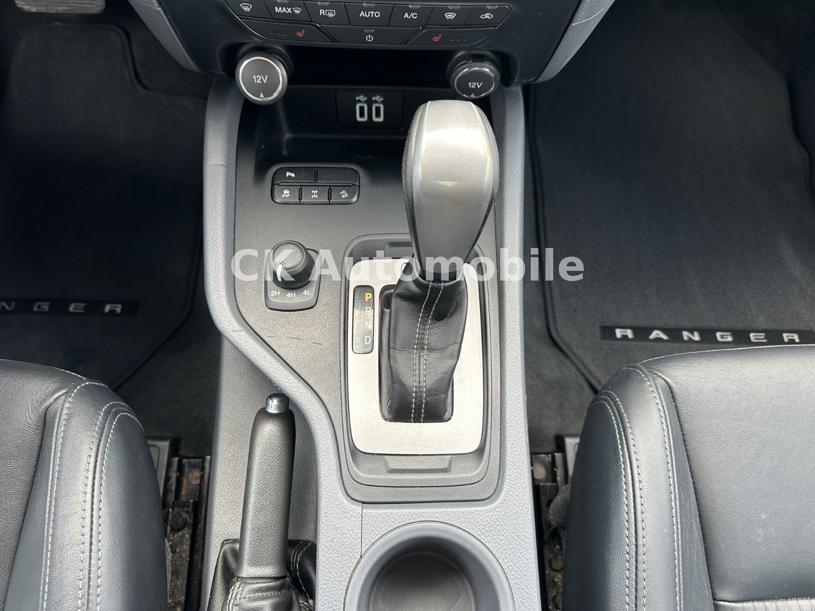 Fahrzeugabbildung Ford Ranger 3.2 TDCi Limited Extrakabine 4x4/Navi/AHK