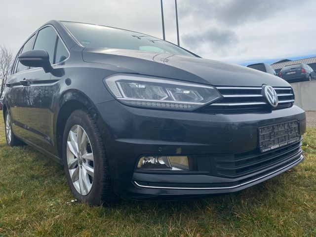 Volkswagen Touran Highline PANO LED NAVI AUTOMTICK LEDER