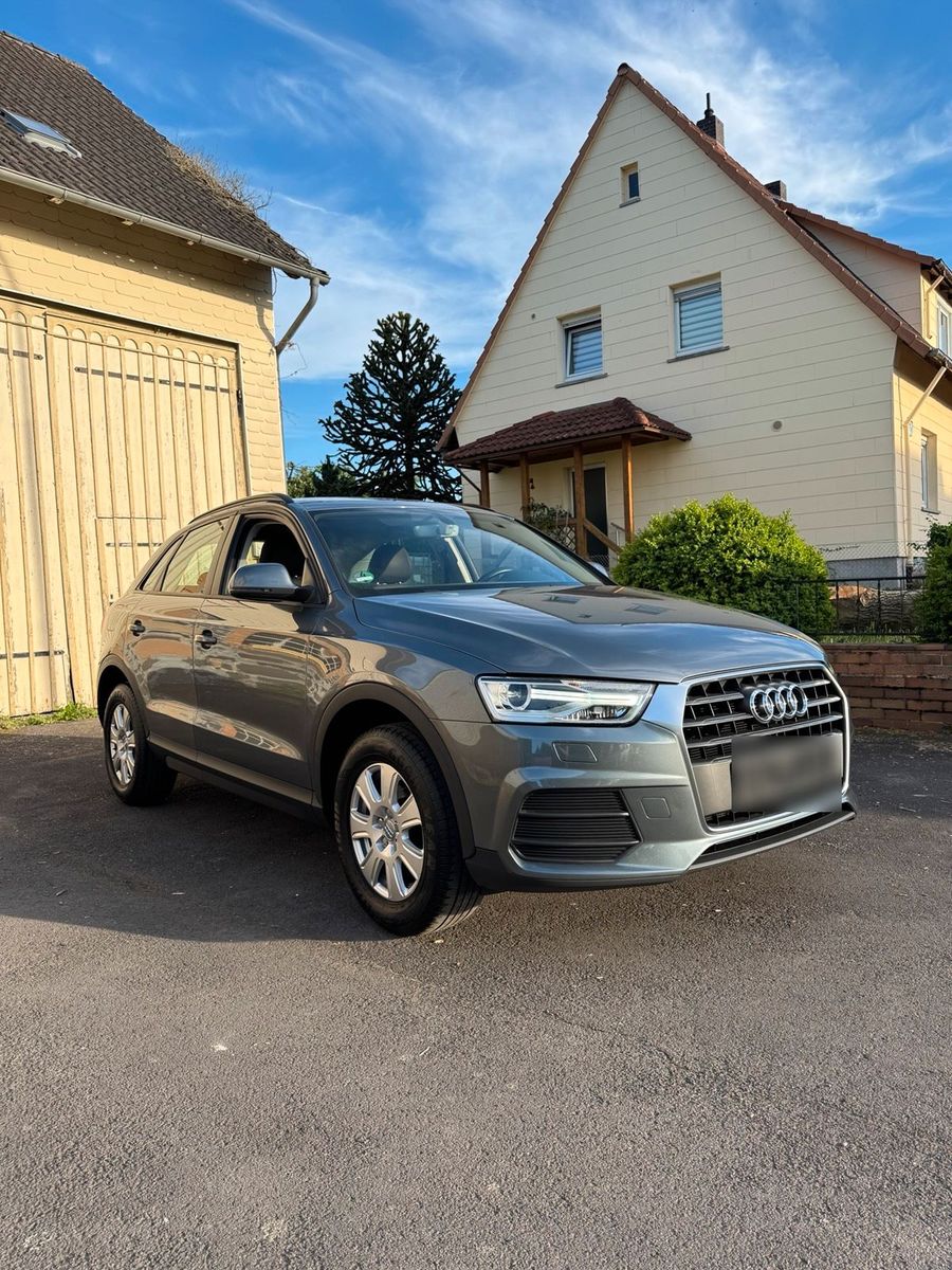 AUDI Audi Q3 1.4TFSI *Checkheft* 2.Hand