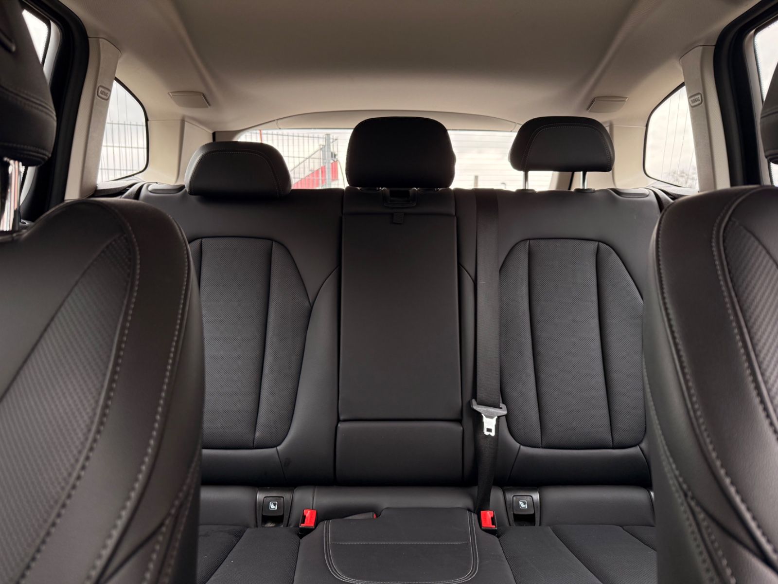 BMW X3 xDrive 20 d LEDER NAVI AUTOMATIK NEUES MODELL foto 24
