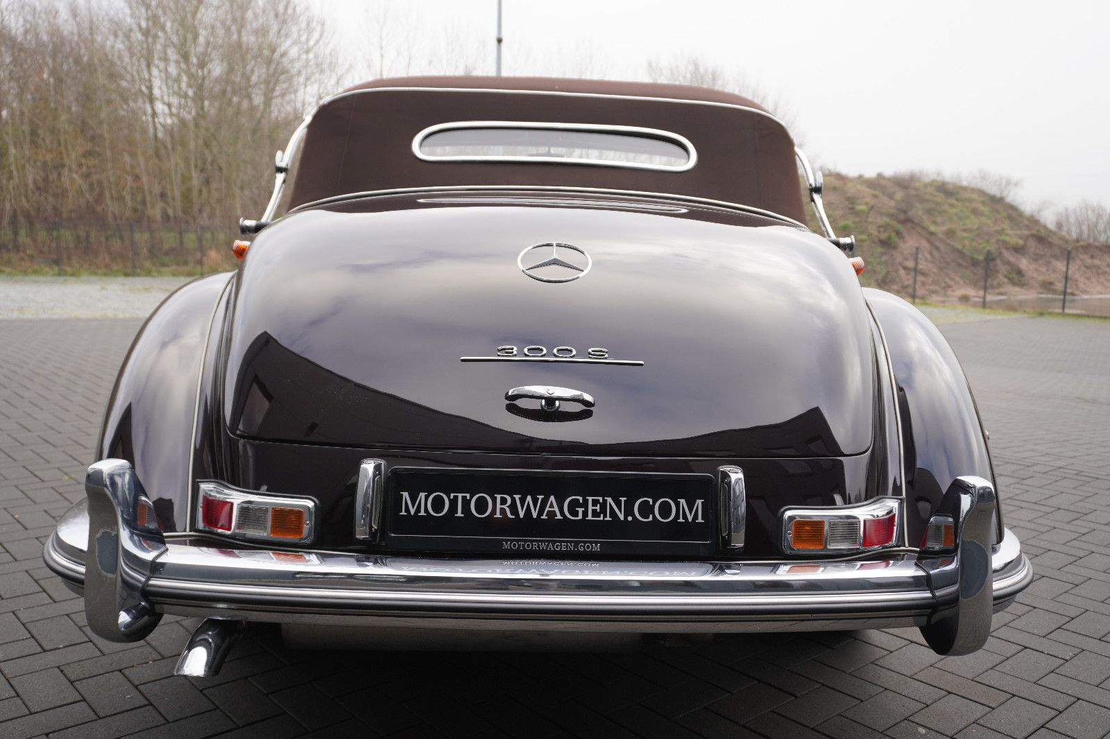 Fahrzeugabbildung Mercedes-Benz 300 S Cabriolet W 188