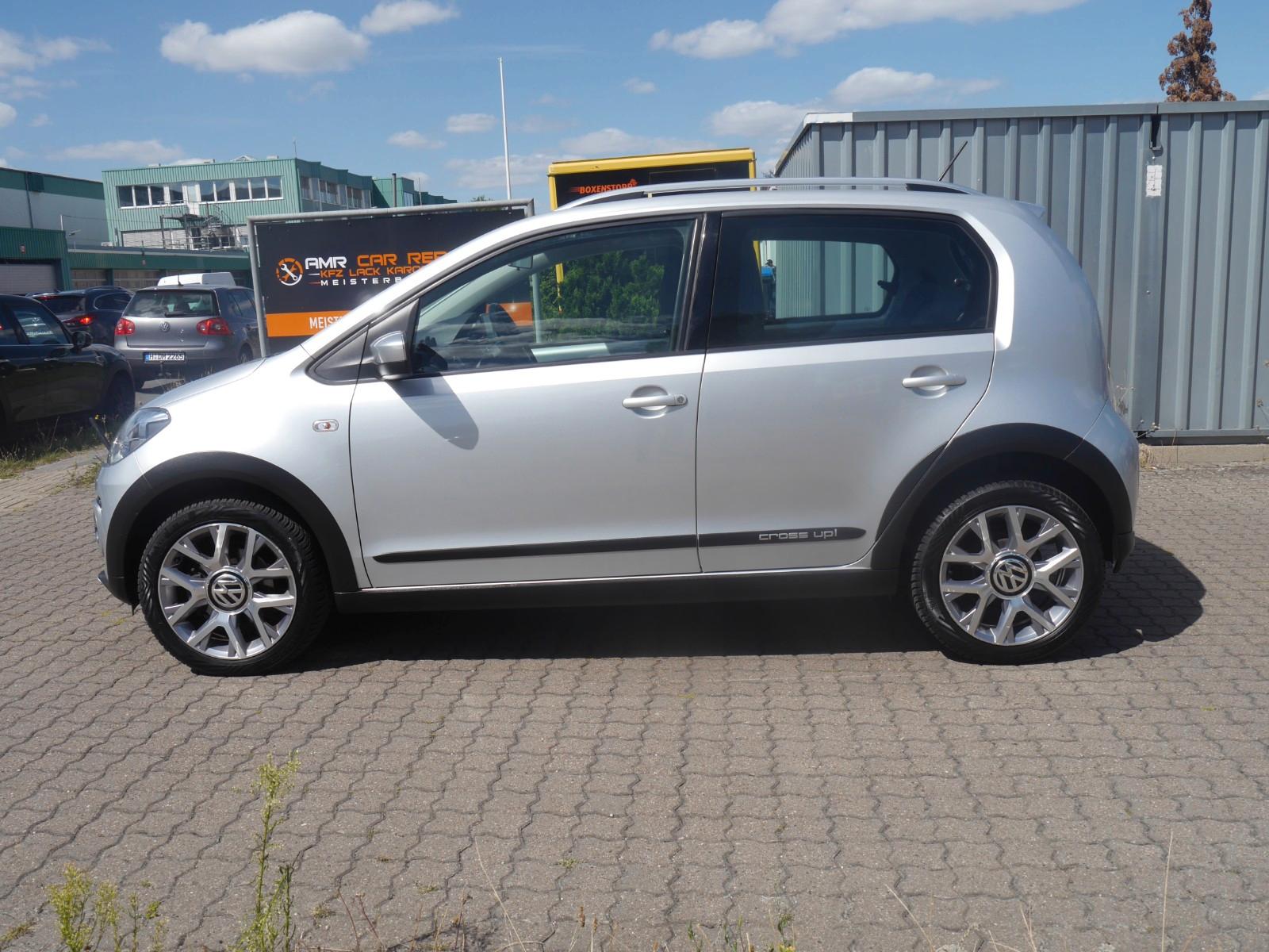 Volkswagen up! cross up! Klima*Navi*PDC