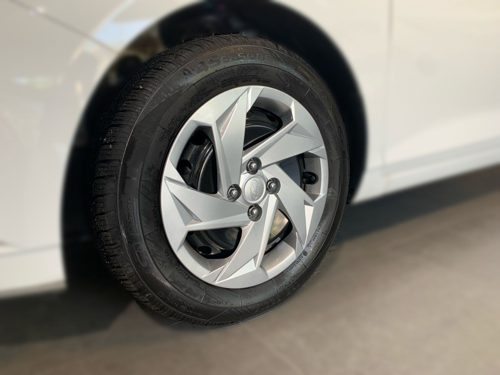 Fahrzeugabbildung Hyundai i20 1.2 Select Navi Kamera Allwetter