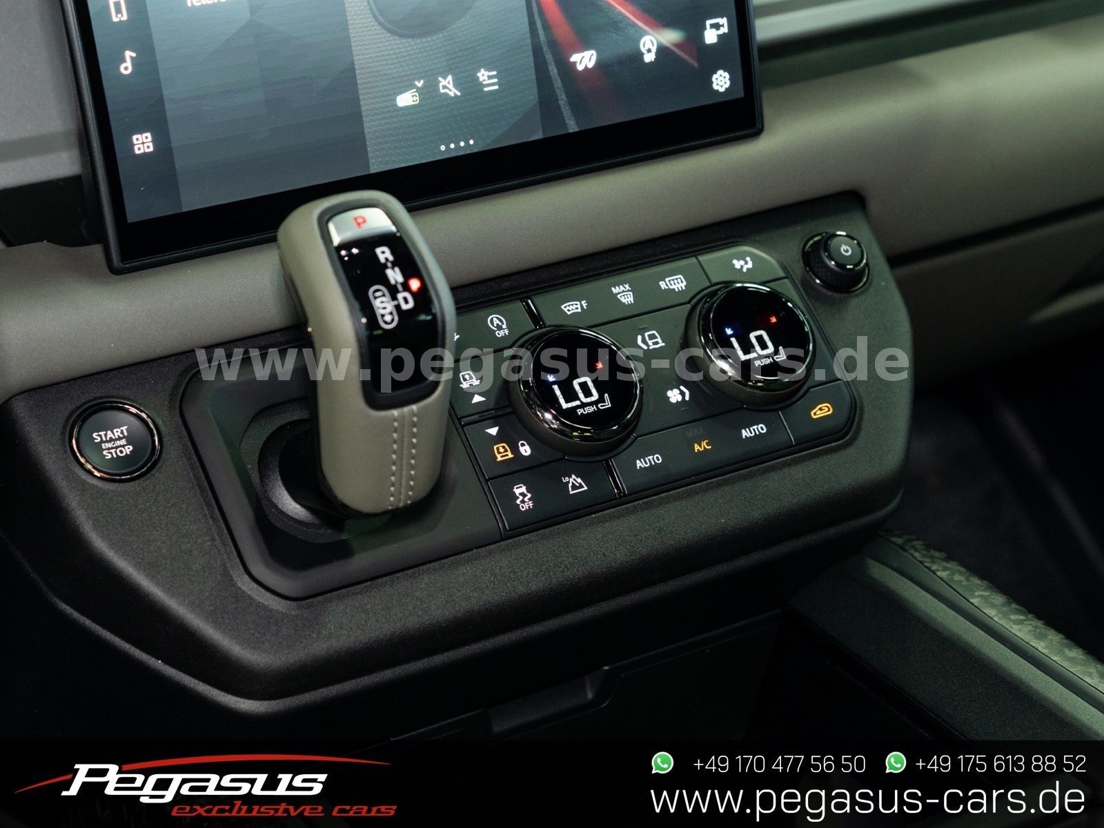 LAND ROVER Defender - 39