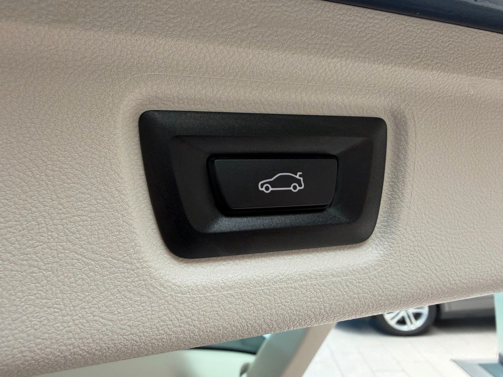 BMW 318 d Touring Automatik/AHK/SHADOW/WIDE/ACC/LED foto 23