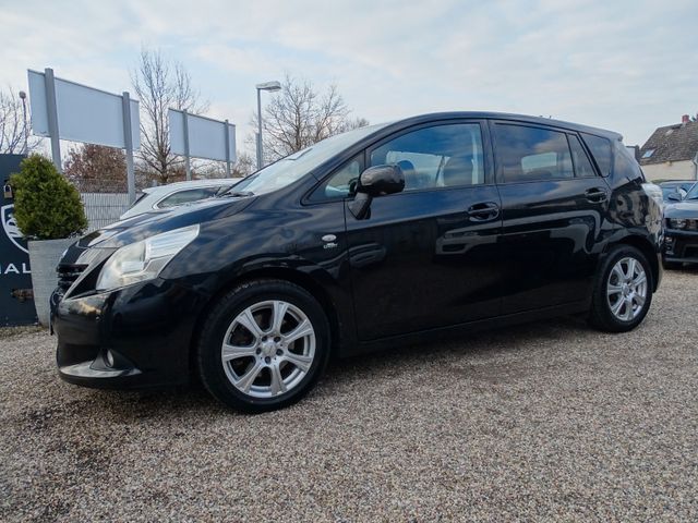 Toyota Verso Executive 7-Sitzer *6-Gang*Kamera*Tempomat