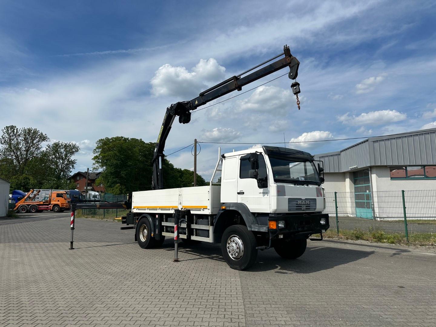 MAN LE 280 4x4 / Palfinger PK 14600 / Winde / Funk