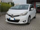 Toyota Yaris 1.4 D-4D 5 porte Lounge gasolio - Toyota Yaris mit Diesel-Antrieb: Lounge
