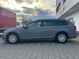 Volkswagen Passat Variant 1,5 TSI DSG CarPlay LaneNavi RFK - Volkswagen Passat Variant mit Benzin-Antrieb: mit Navigationssystem, Kombi