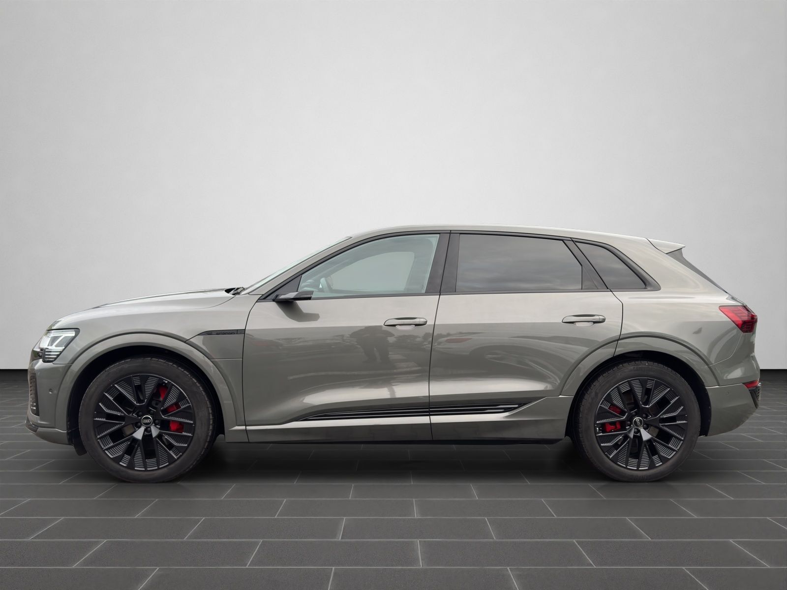 Audi Q8 e-tron - Bild 8