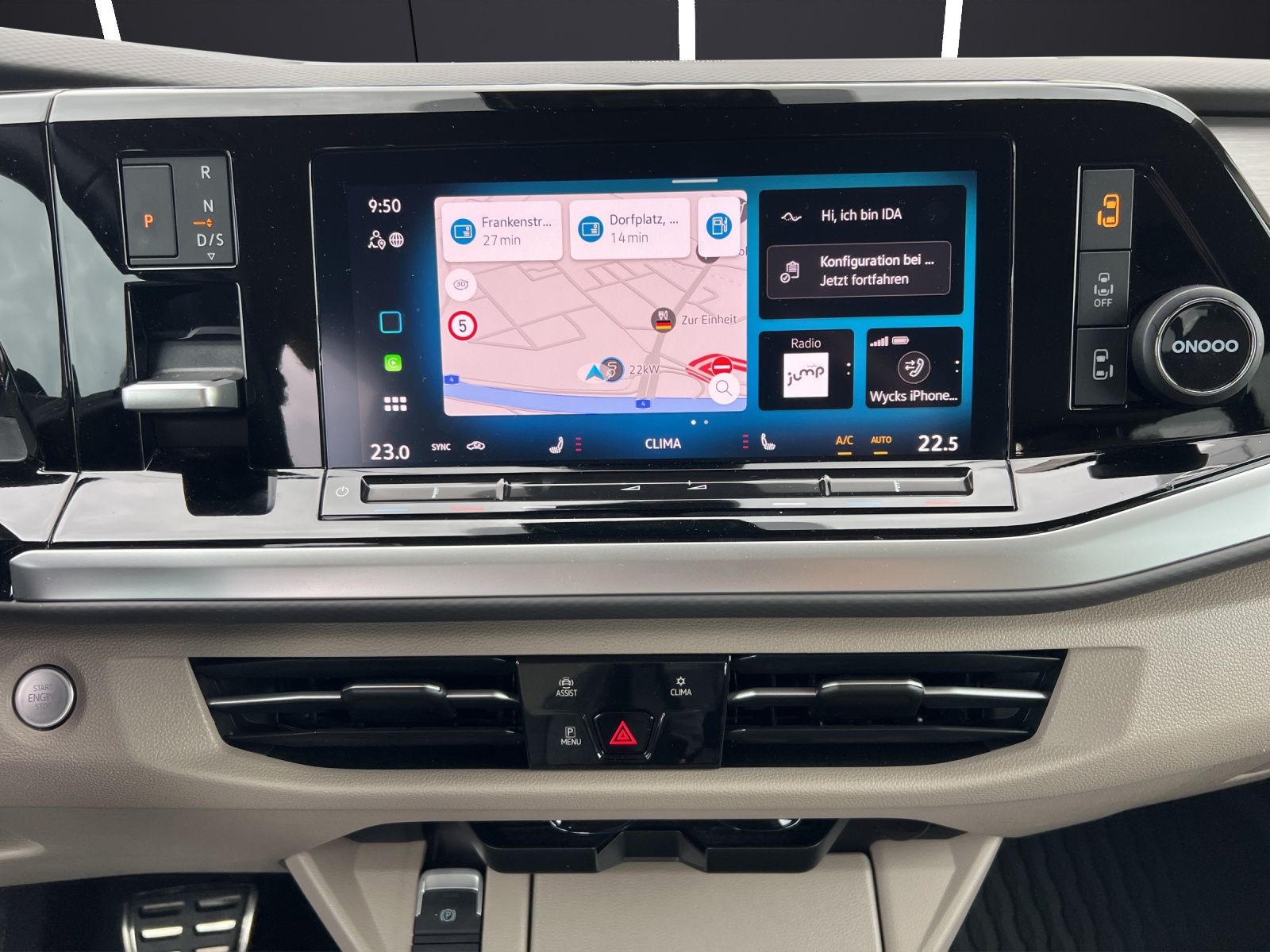Fahrzeugabbildung Volkswagen T7 Multivan Style DSG TSI IQ-LED AHK H&K