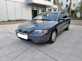 Volvo volvo v70 Momentum - Volvo V70 Momentum mit Benzin-Antrieb