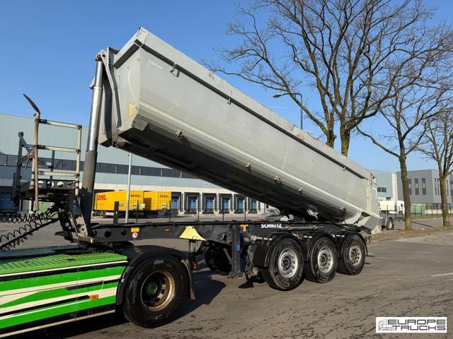 Schmitz Cargobull SGF*S3 Belgian Trailer - Lift Axles - 25m3