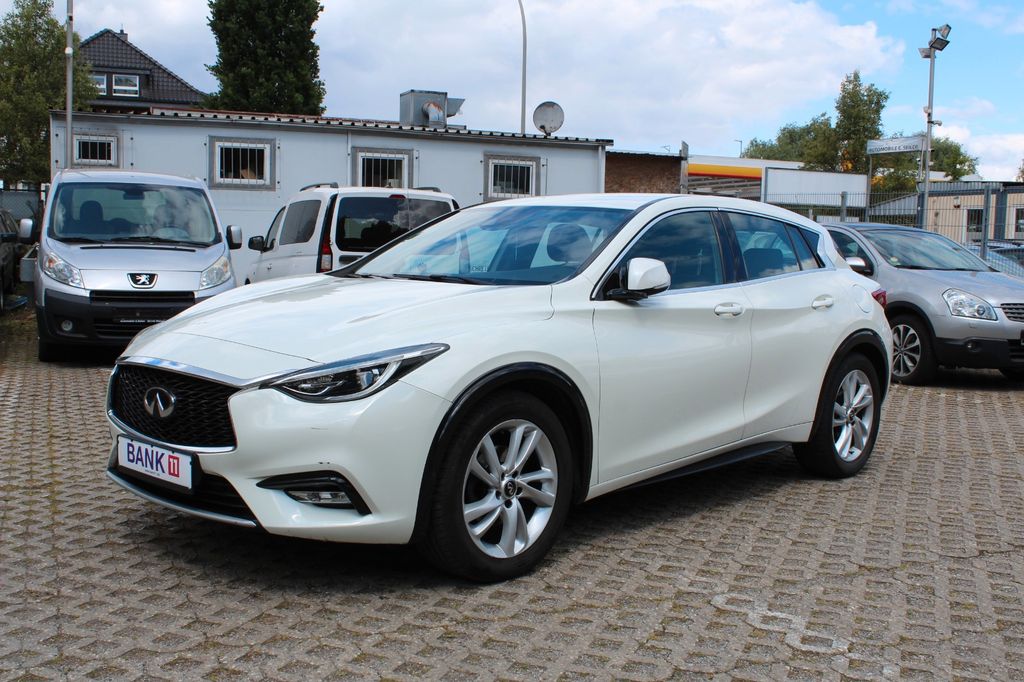 Angebot ansehen Infiniti Q30