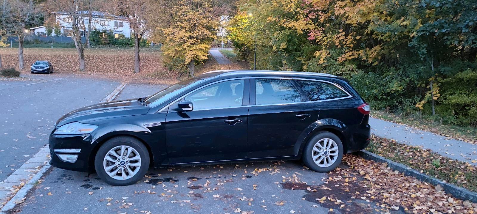 Ford Mondeo 2014 — rear view