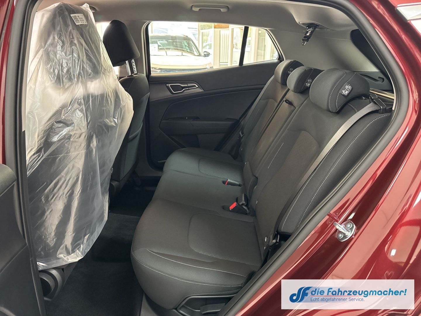 Fahrzeugabbildung Kia Sportage 1.6 T-GDI AWD 7DCT 2-Zonen-Klimaautomat