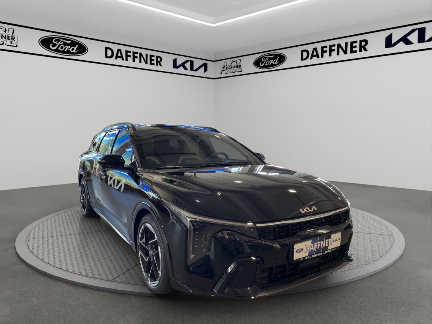 Fahrzeugabbildung Kia K4 1,6 GT-Line totWinkelASS PANO Kamera Navi LED