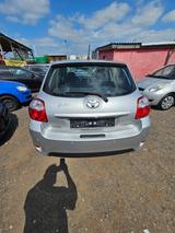 Toyota Auris Life+ 1,6 Benzin 83TKM - Toyota aus 2011
