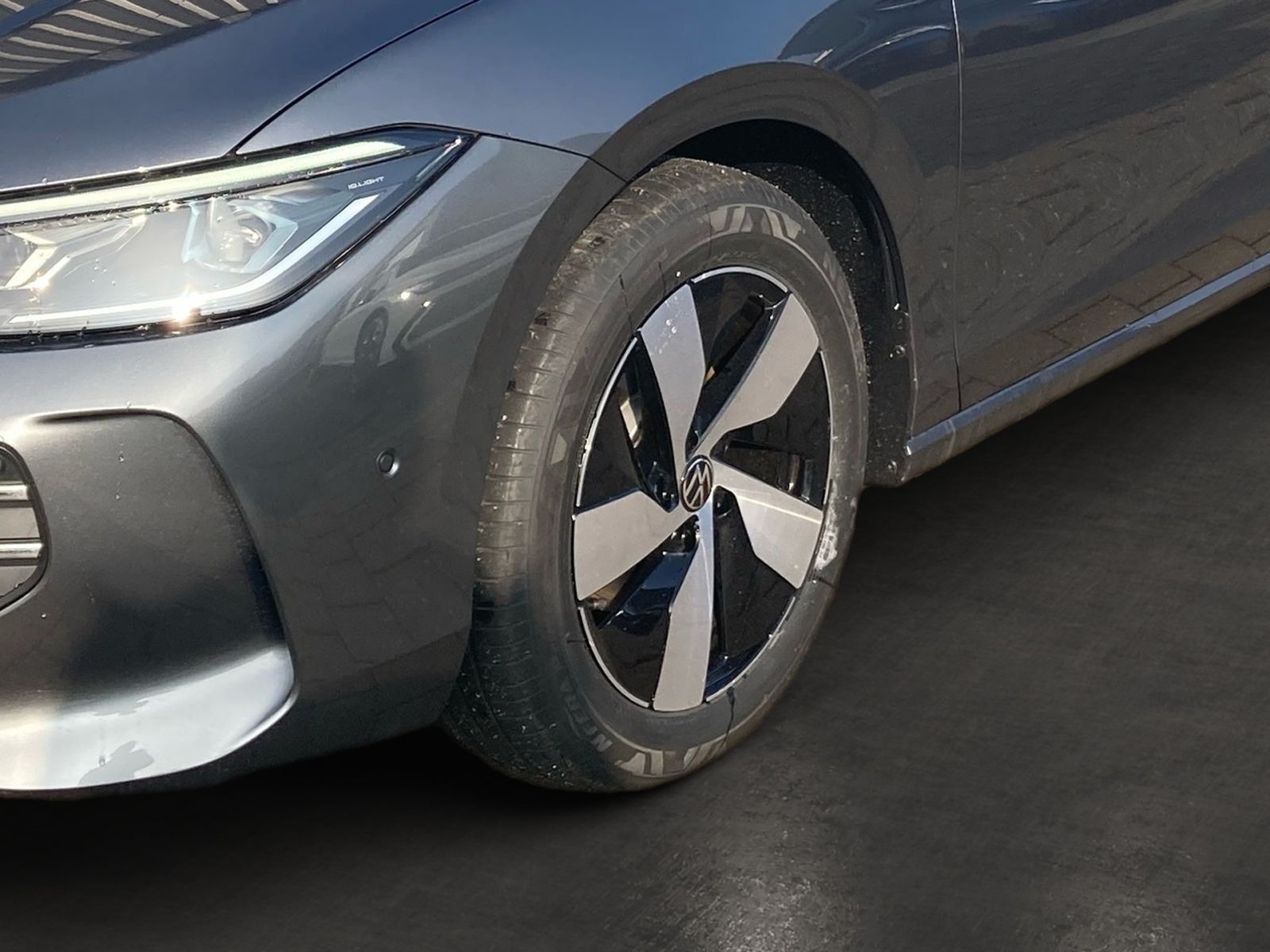 Volkswagen Passat - Bild 6