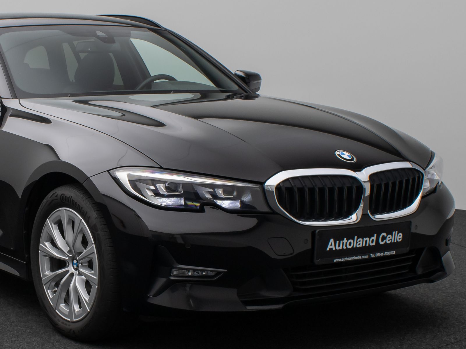 Fahrzeugabbildung BMW 320d Panorama HiFi PDC LED Geschwindigkeitsreg