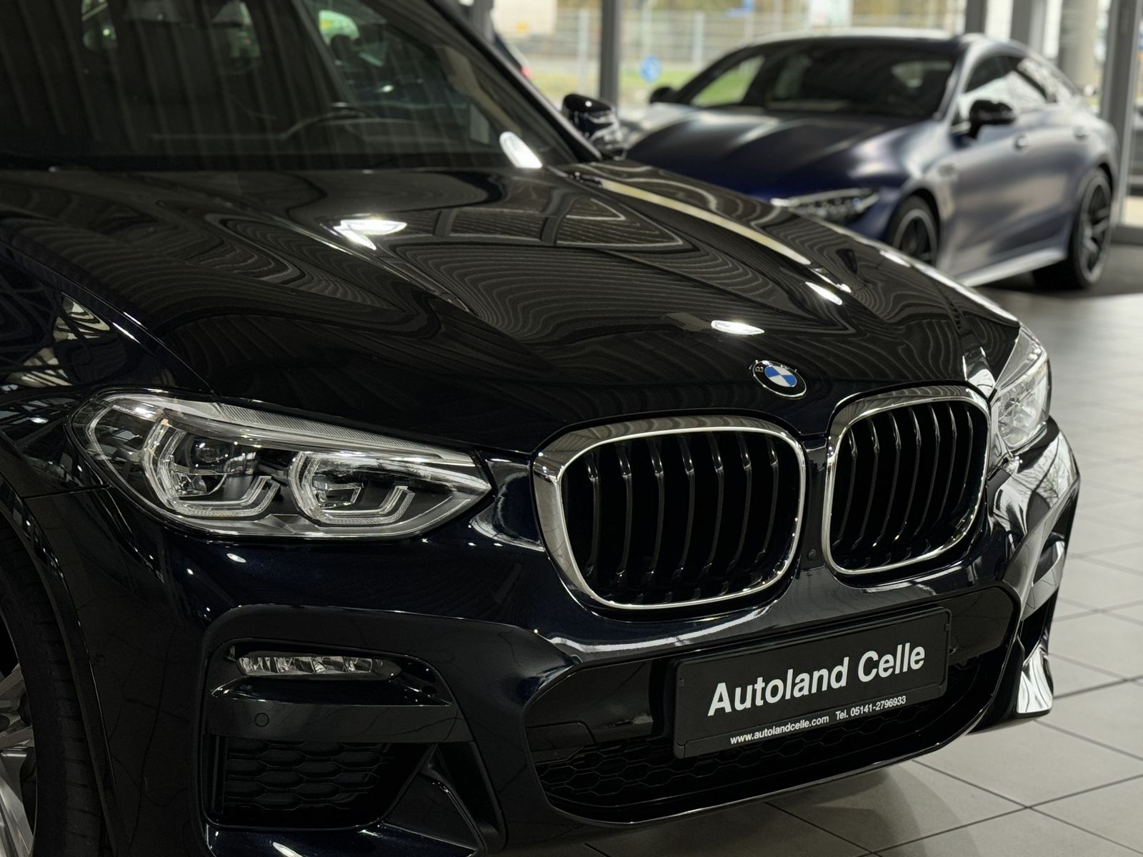 Fahrzeugabbildung BMW X3 xD30e M Sport Panorama 360° DAB HiFi Alarm