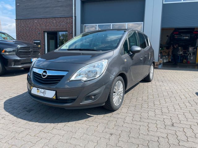 Opel Meriva B 1.4 T Design Edition AHK SHZ PANO NAVI