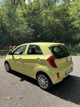 Kia Picanto 1.2 FIFA World Cup Edition - Kia Picanto: Cup