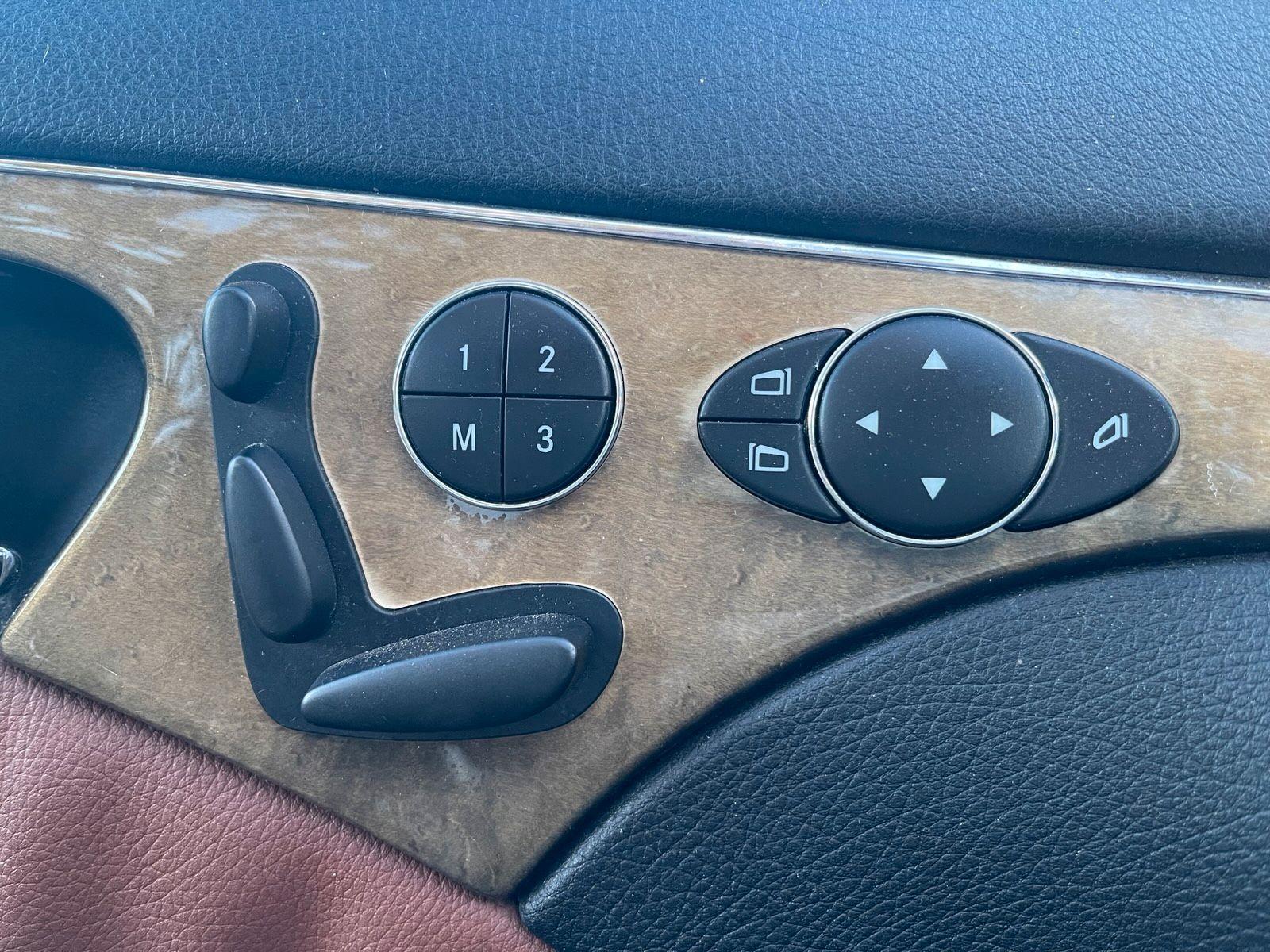 Mercedes-Benz E320 2006 — photo 12