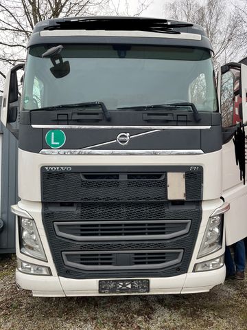 Volvo FH13 -470 PS mit kipperhydrolik