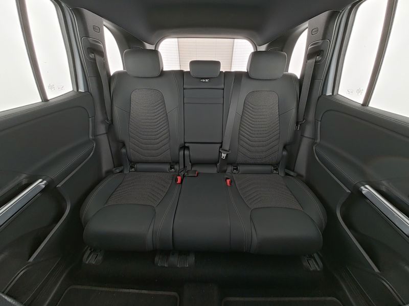 Mercedes-Benz EQB 250+ LED/NAVI/KAMERA foto 5