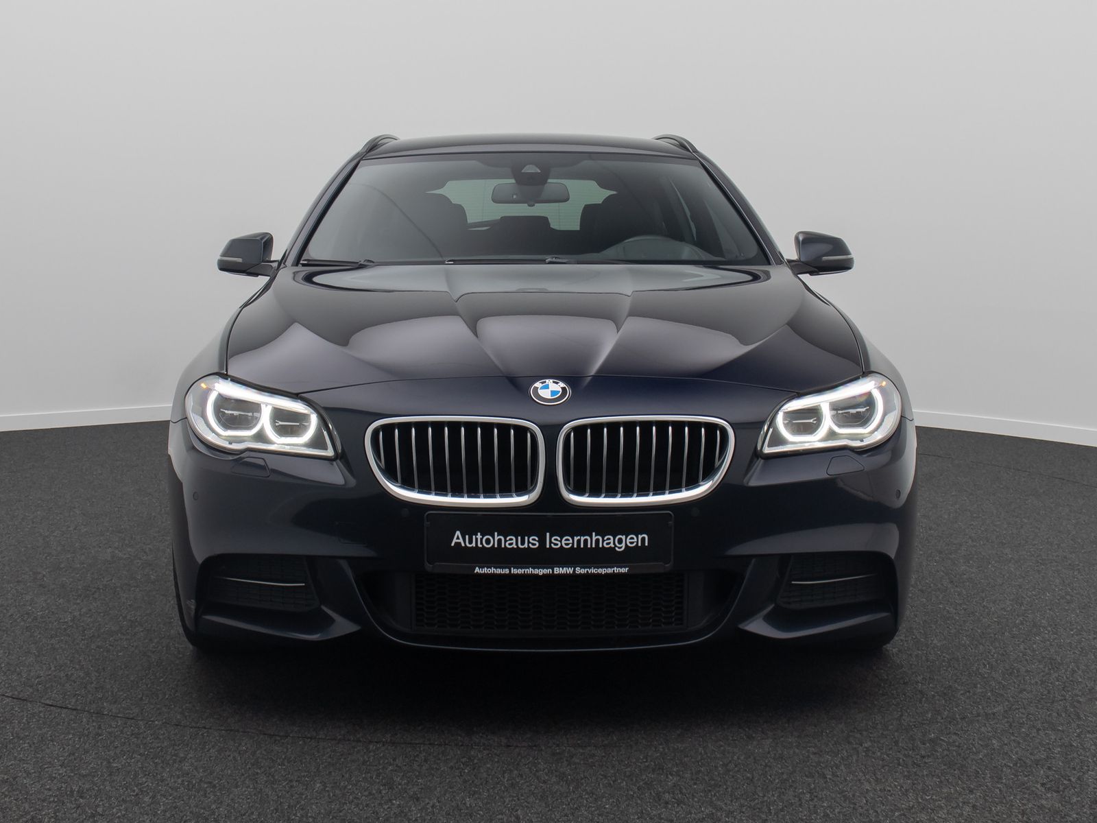 Fahrzeugabbildung BMW 525d xD M Sport Kamera HUD Alarm HiFi Komfort
