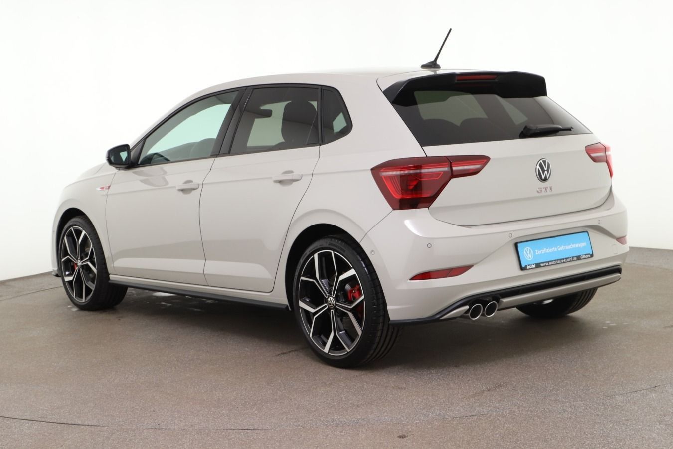 Volkswagen Polo 6 VI GTI 2.0 TSI DSG IQ.Light ACC Kamera Ap foto 4