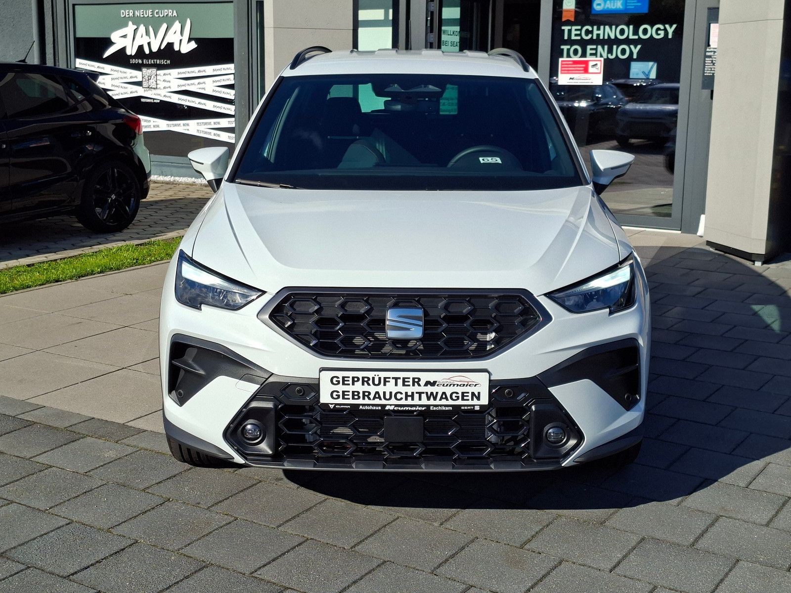 Seat Arona 1.0 TSI 116 PS Style DSG Navi SHZ LED imagem 2