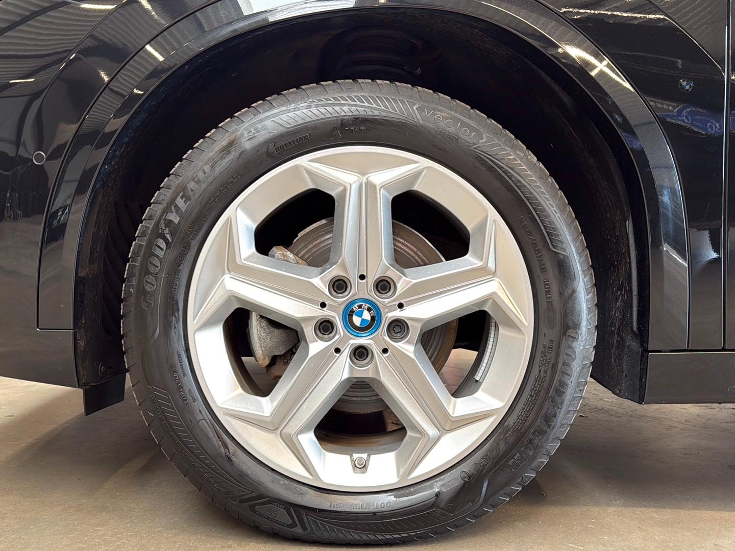 BMW IX2 20EDRIVE M SPORT 204CH
