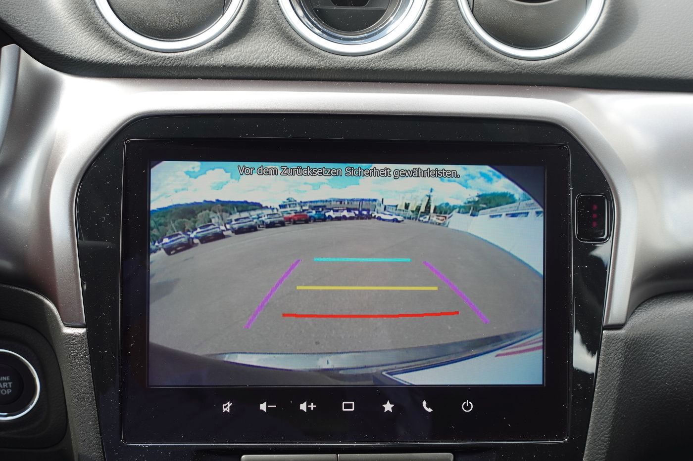 Fahrzeugabbildung Suzuki Vitara 1.4Hybrid Club Navi, Kamera,PDC,LED