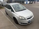 Opel Zafira B Edition Plus / 160.000 km / 7Sitzer - Opel Zafira: Edition Plus