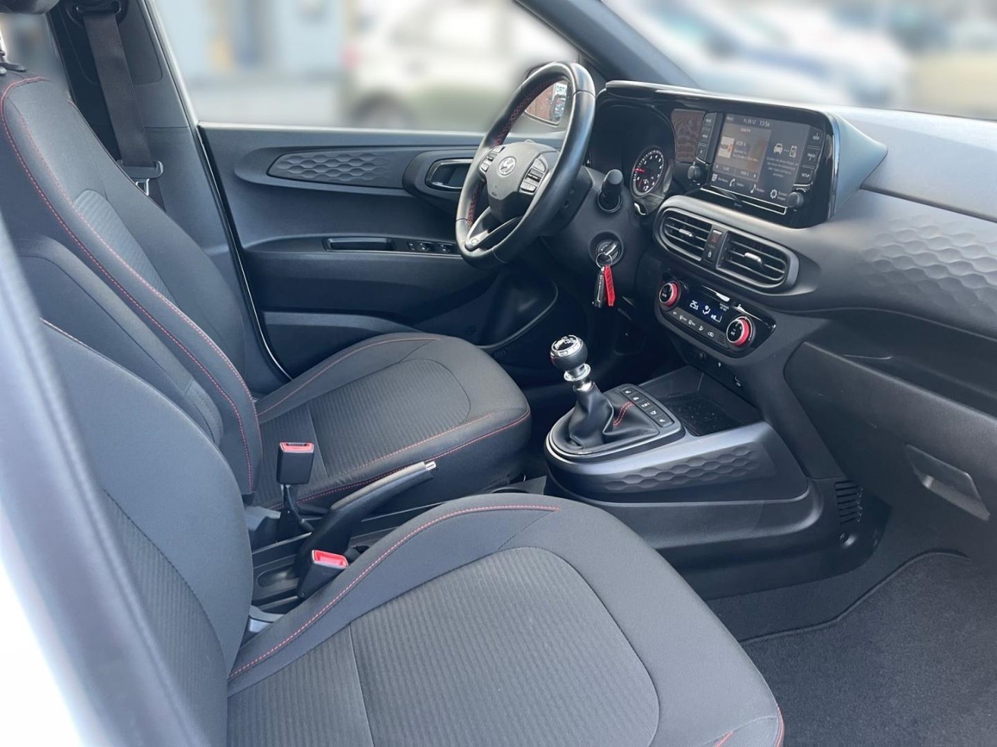 Fahrzeugabbildung Hyundai i10 1.0 Turbo N Line Allwetter Navi Sitzheizung