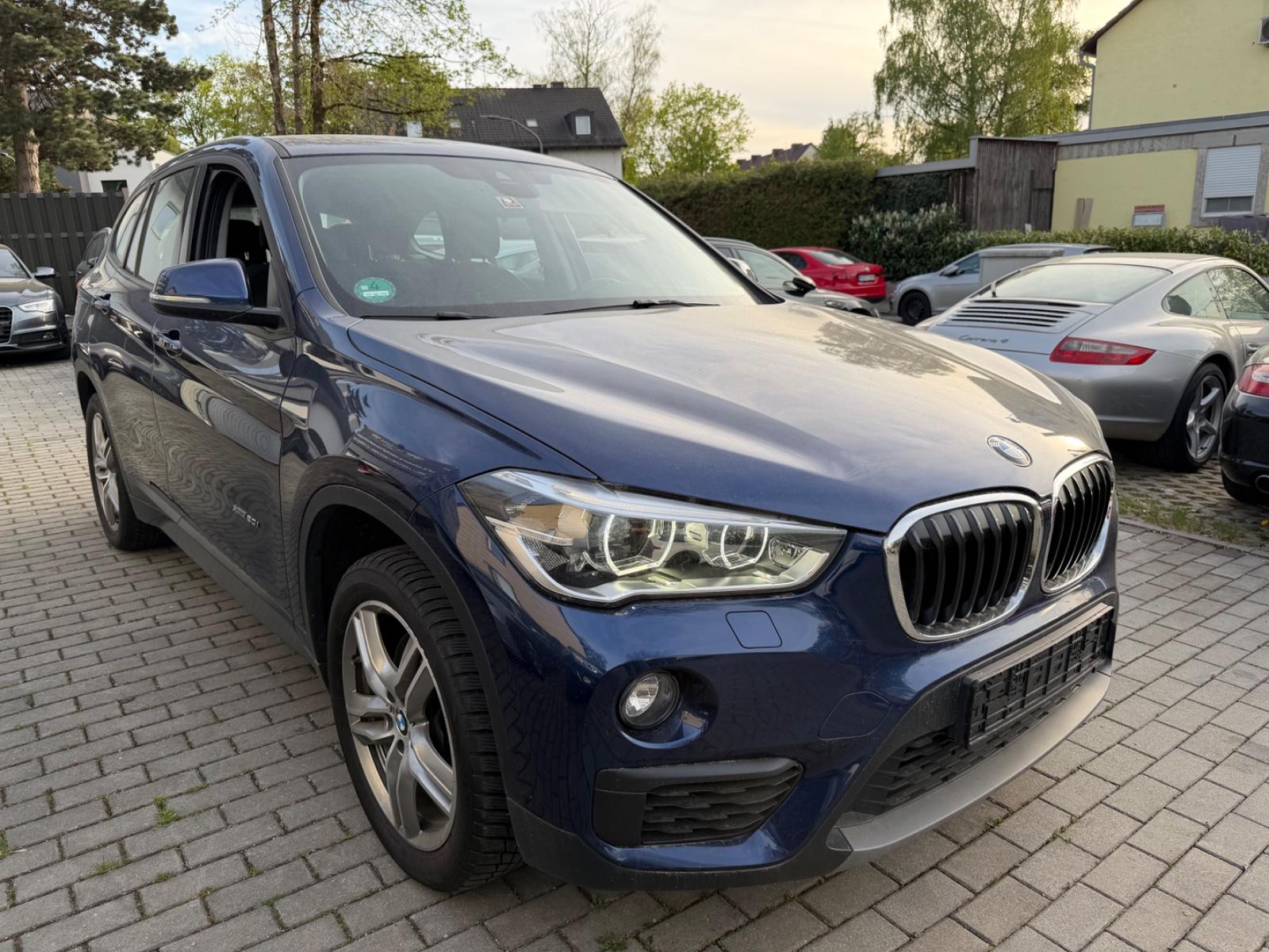BMW X1 xDrive 20i *Automatik*M Paket Felgen*Kamera*