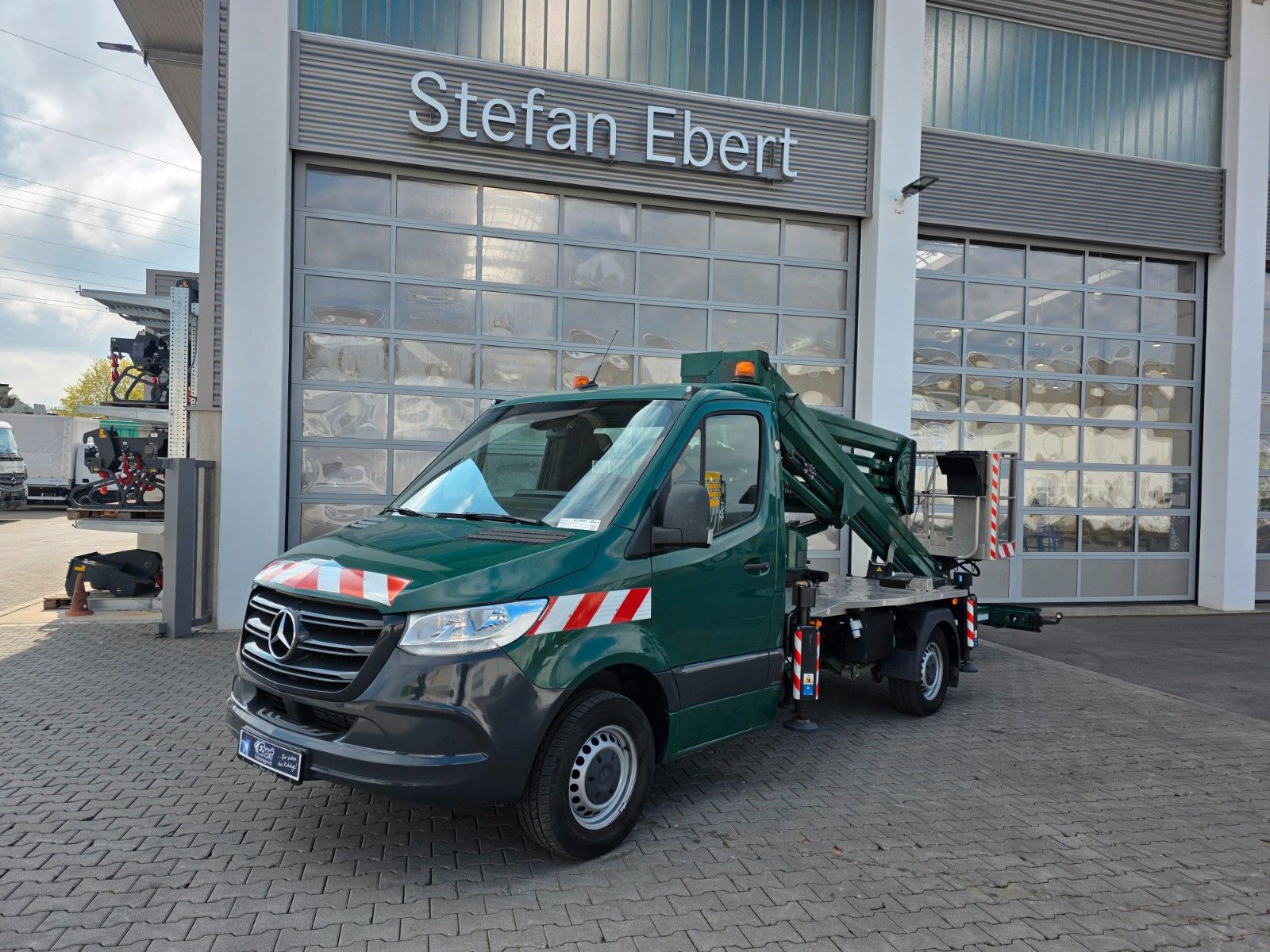 Fahrzeugabbildung Mercedes-Benz Sprinter 314 Hubsteiger