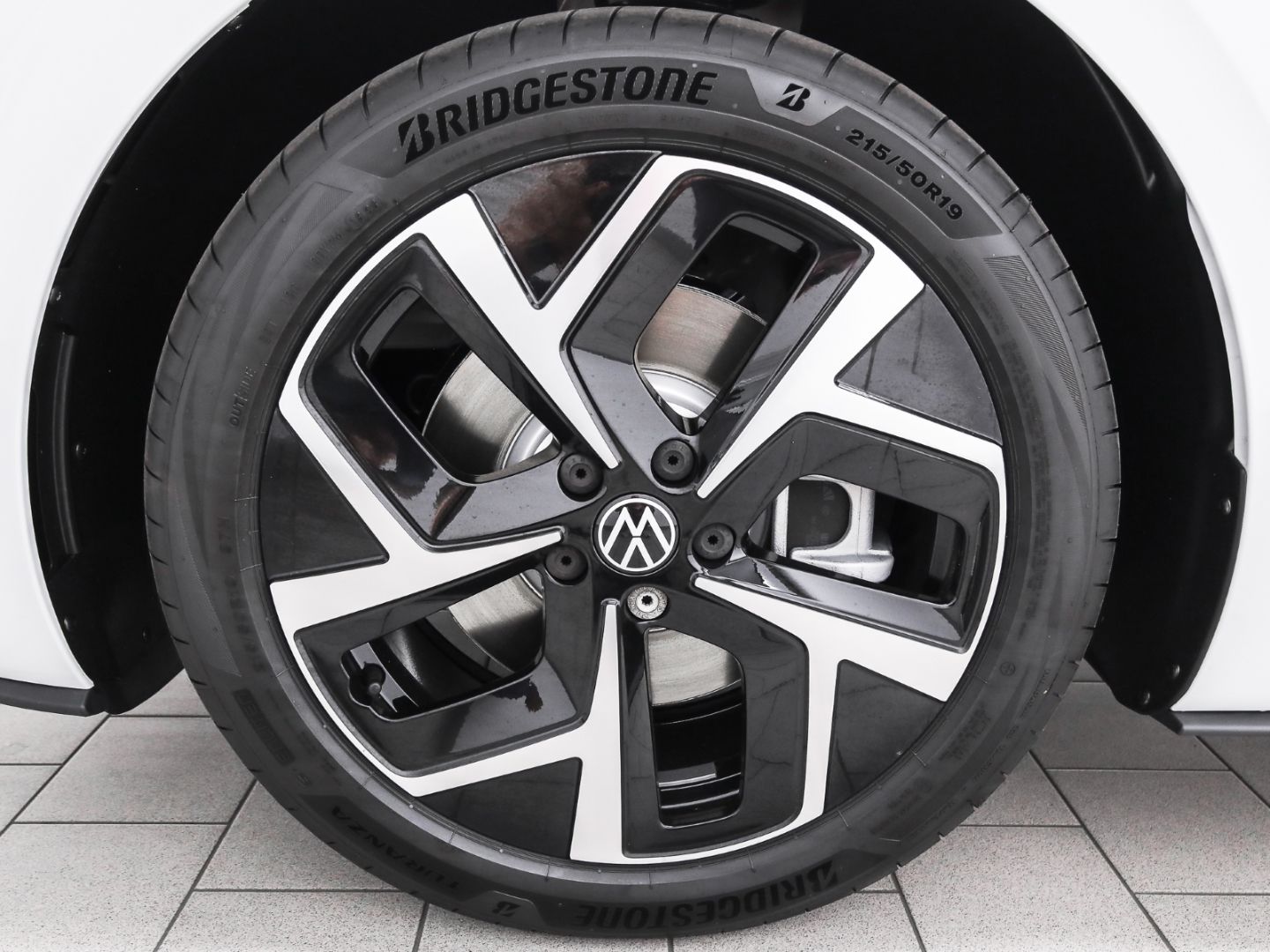 Volkswagen ID.3 Neo Style 58 kWh Pano IQ.Drive Pro Wärmepum imagem 3