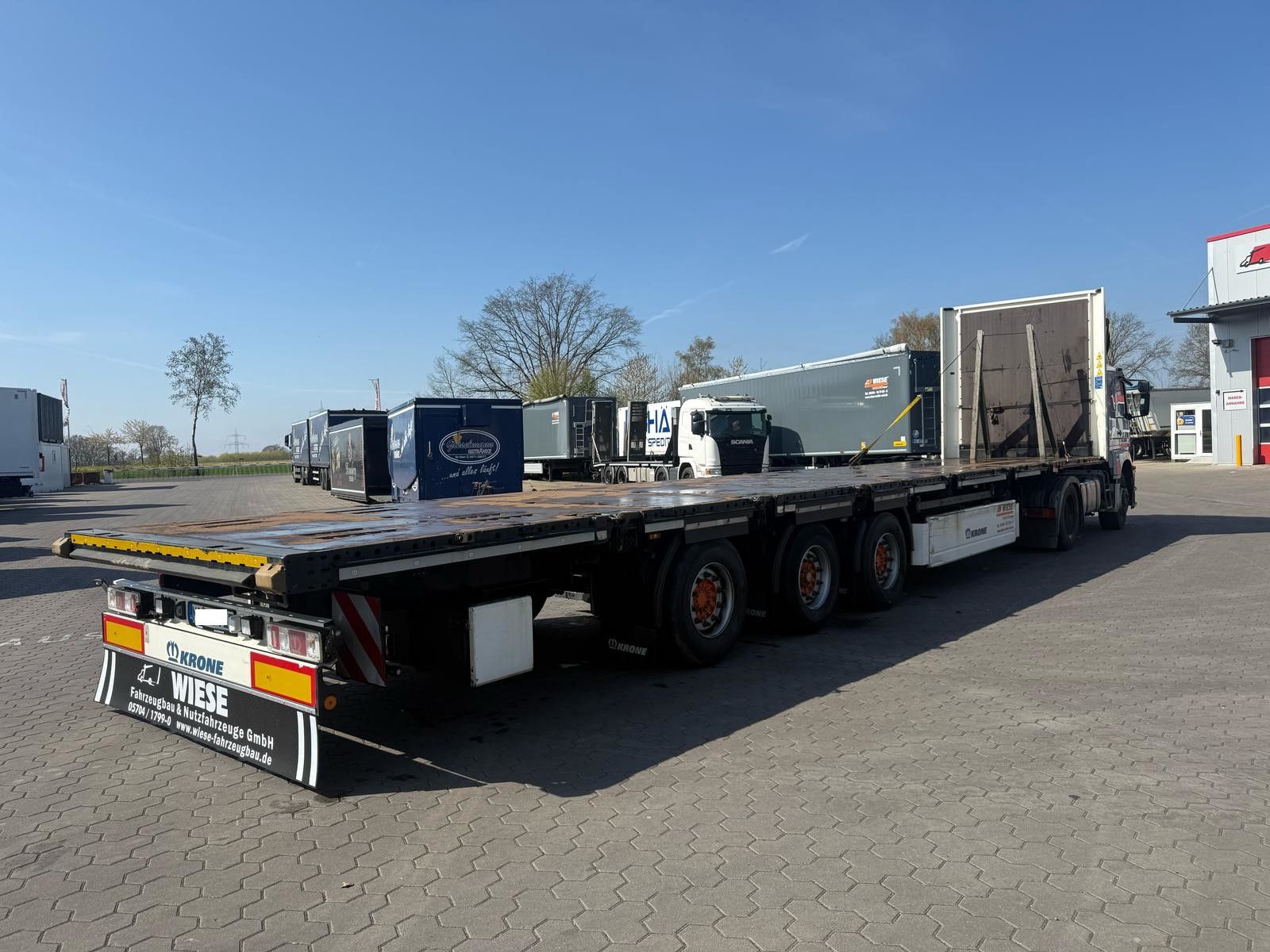Fahrzeugabbildung Krone SDP 27 Mega Stahlmatten Auflieger