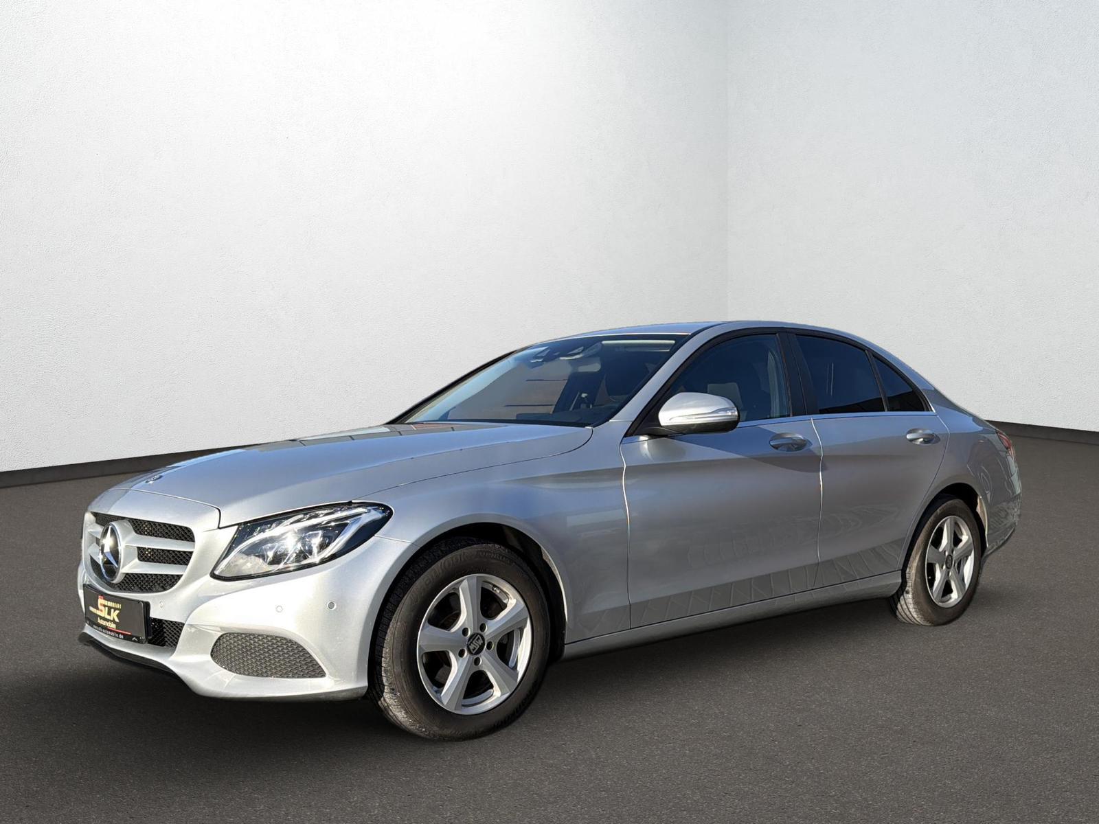 Mercedes-Benz C 180 CGi Lim. LED HeadUp Navi Park-Paket Sitzh.