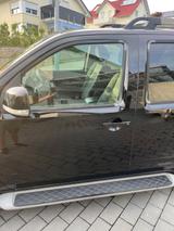 Nissan Pathfinder 2.5 dCi DPF SE 4WD SE - Nissan Pathfinder mit Diesel-Antrieb