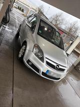 Opel Zafira B 1.9 CDTI  7-Sitzer  TÜV ne... - Opel Zafira aus 2007 mit Diesel-Antrieb
