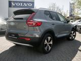 Volvo XC40 B3 Core - Volvo aus 2023