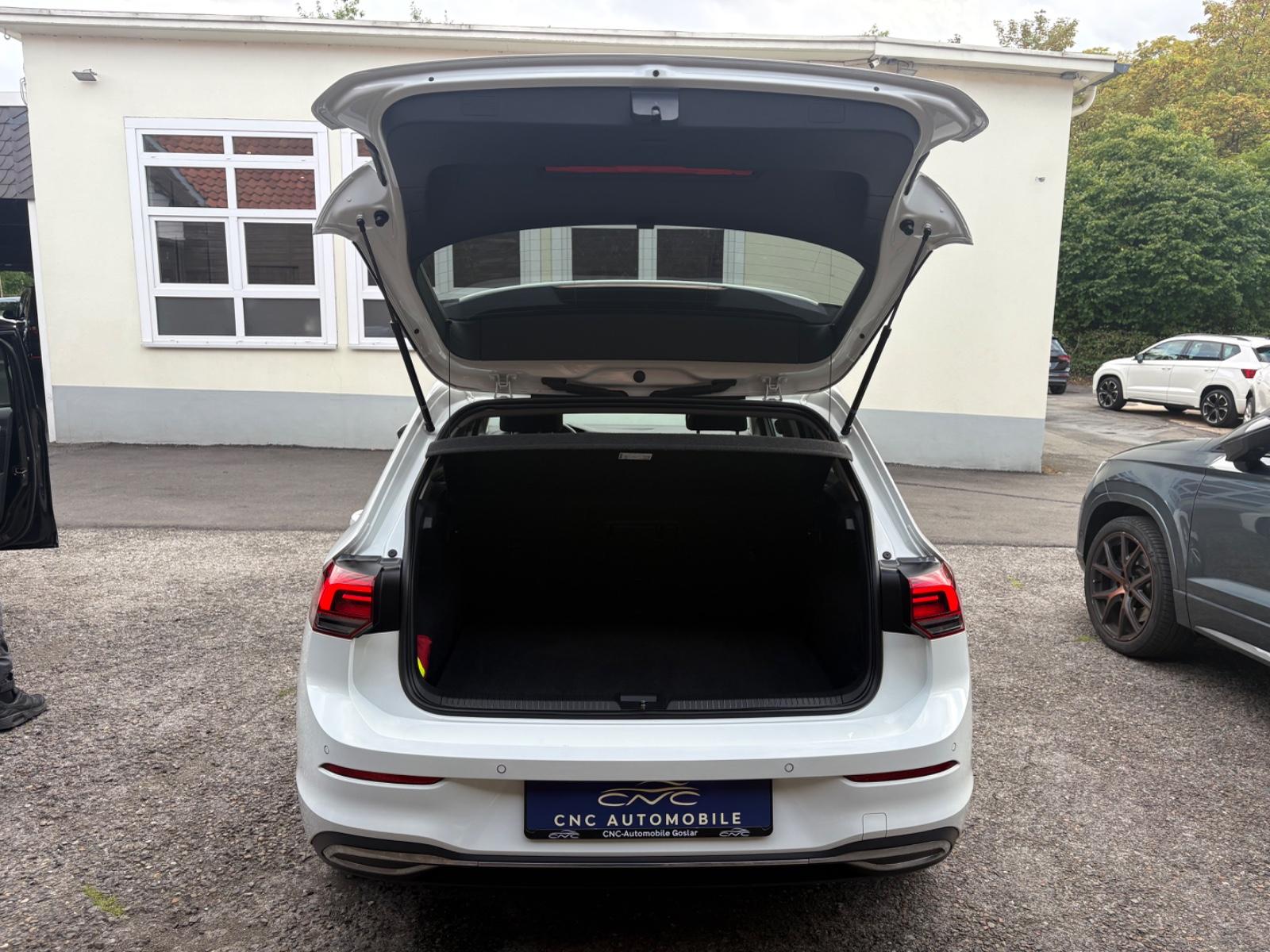 Volkswagen Golf VIII Lim. Active StHz/HuD/Kamera/ACC/Ambien, миниатюра 19