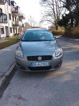 Fiat TÜV 03/2027  Zahnriemen gemacht  fahrbereit - gebrauchte Fiat Croma aus dem Jahr 2009