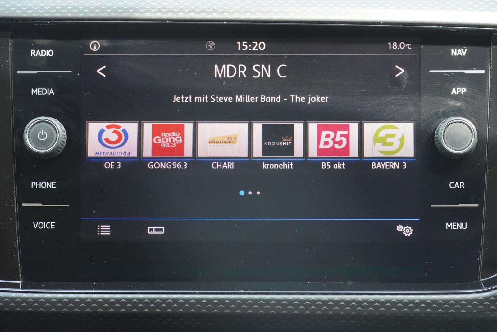 Volkswagen T-Cross 1.0 TSI Life Navi ACC Totwinkel PDC